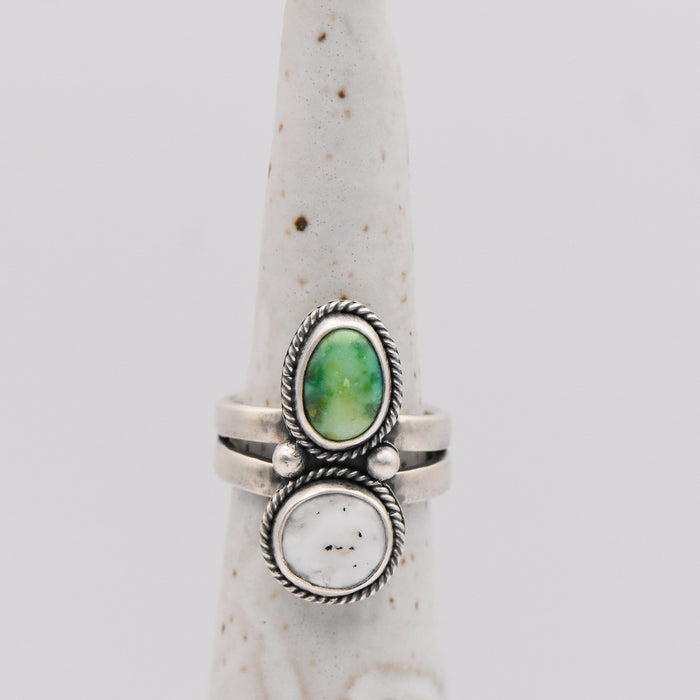 Verde Valley & White Buffalo Turquoise Sterling Silver Ring / U.S. Size 7